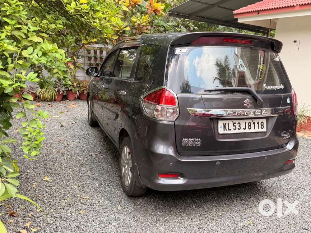 Maruti Suzuki Ertiga Zdi+ 2016.hybrid Diesel 114000 Km Driven