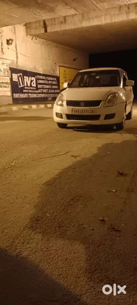 Maruti Suzuki Swift 2008-9 Cng & Petrolon Paper138000 Km Driven