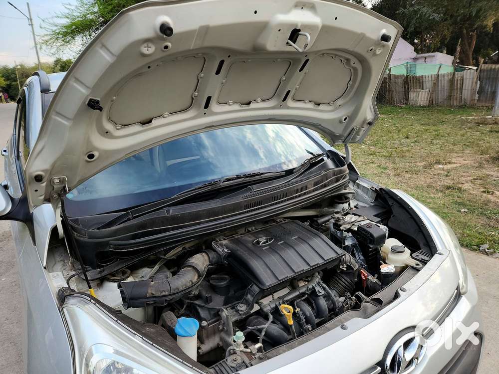 Hyundai Grand I10 1.2 Kappa Vtvt Asta (o) At, 2015, Petrol