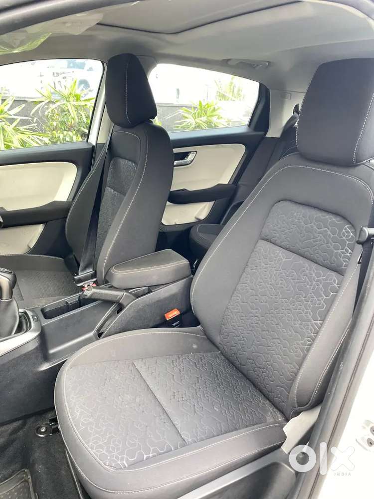 Tata Altroz Xz Plus S 2024 Petrol Well Maintained
