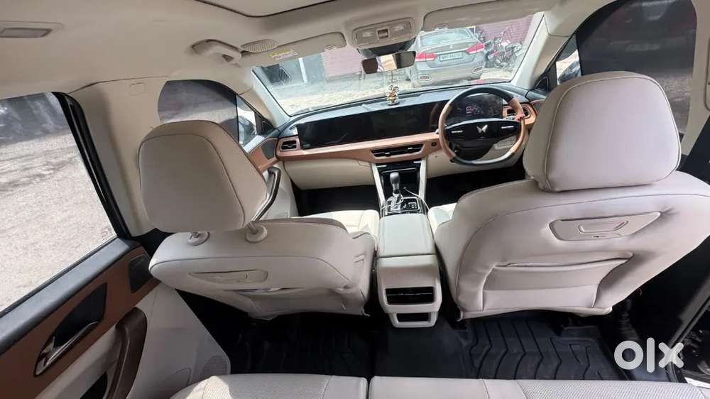 Mahindra Xuv 7xo Petrol 2026