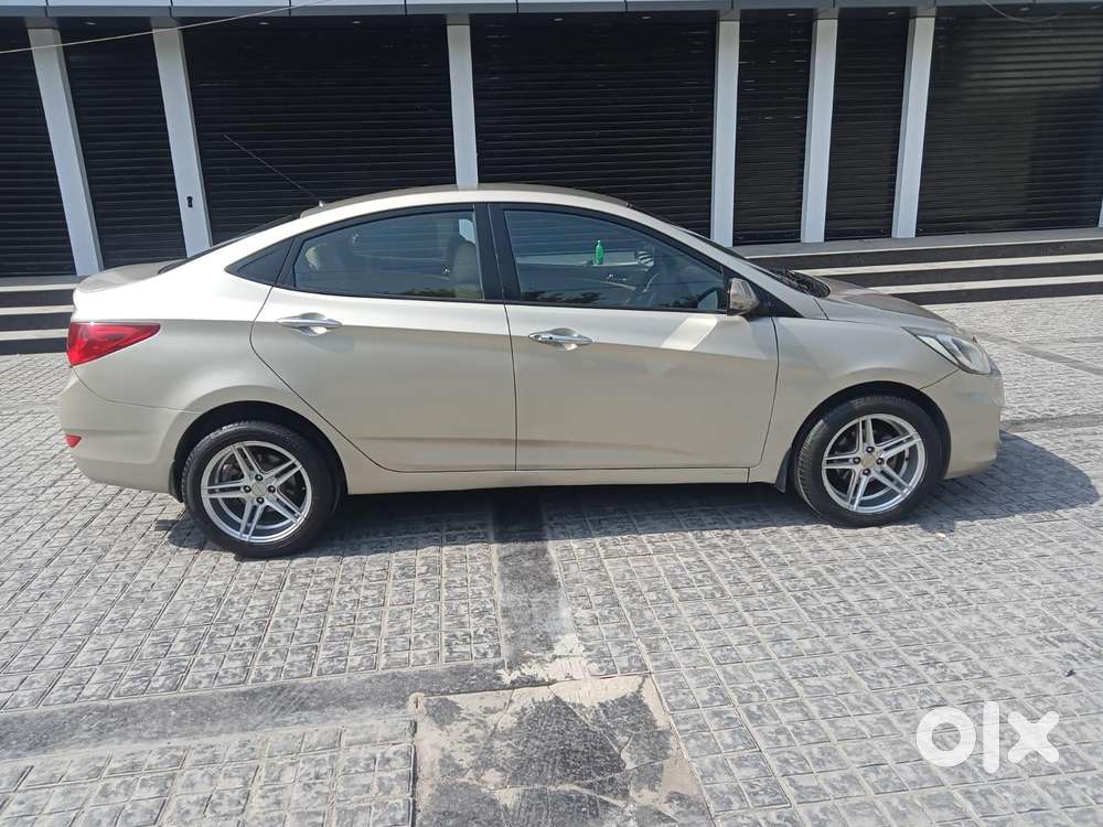 Hyundai Verna Crdi 1.6 At Sx Plus, 2013, Diesel