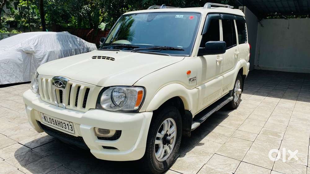 Mahindra Scorpio Diesel Automatic 2014