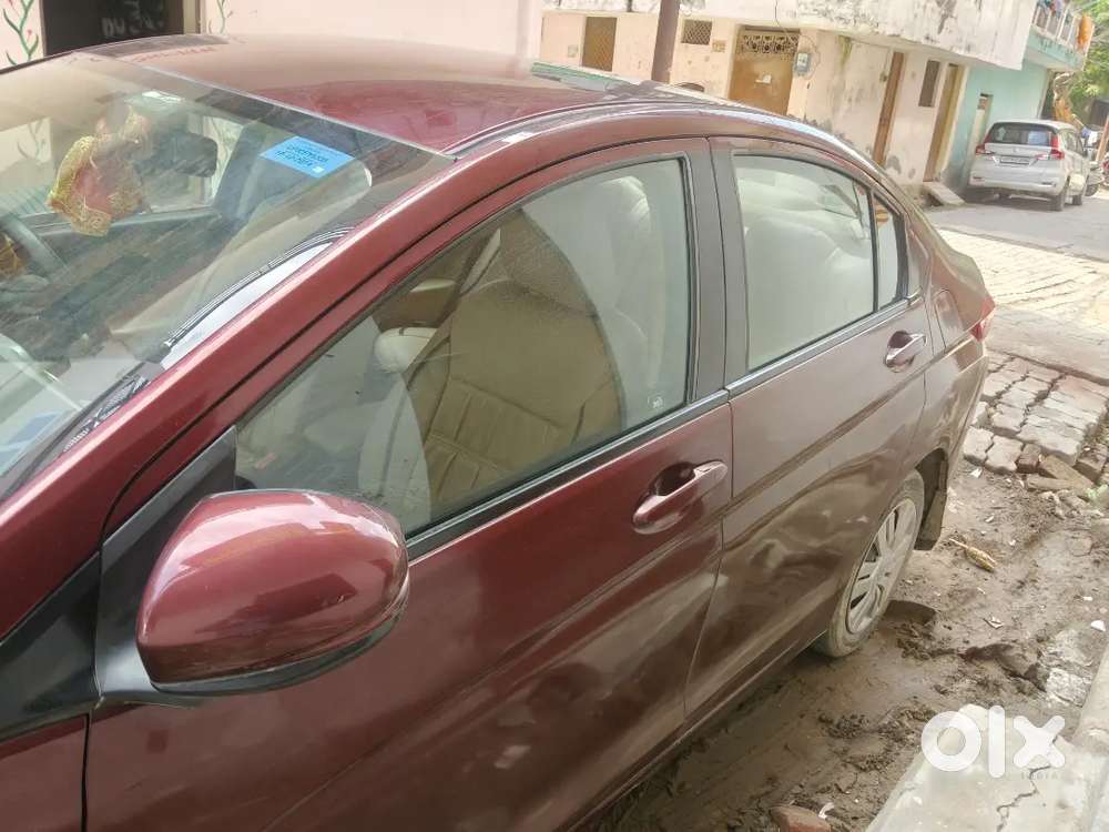 Honda City 2014 पेट्रोल मैनुअल