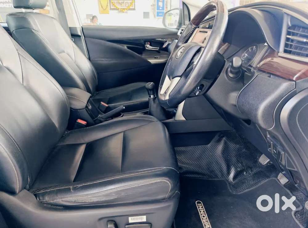 Toyota Innova Crysta 2017