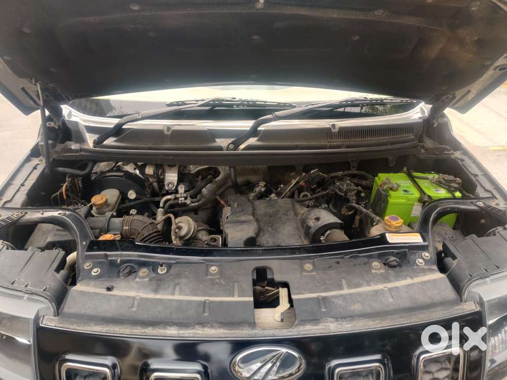 Mahindra Tuv 300 T10, 2018, Diesel