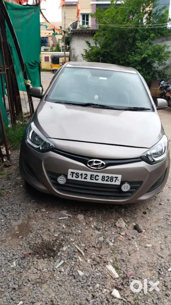 Urgent Sale Don't Car Spiny Persons And Cars24 Persons