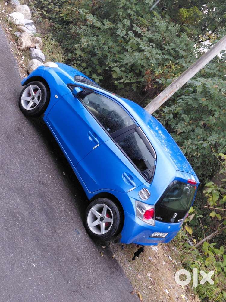 Honda Car 2012 Drive