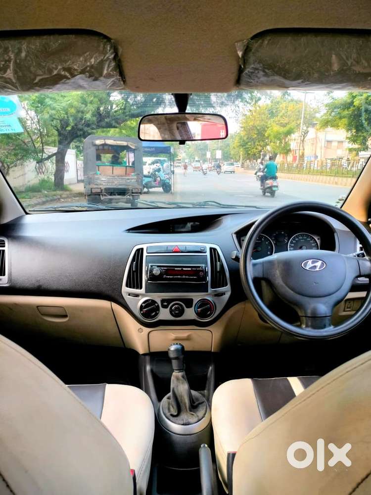 Hyundai I20 Era 1.2 Bs-iv, 2013, Petrol