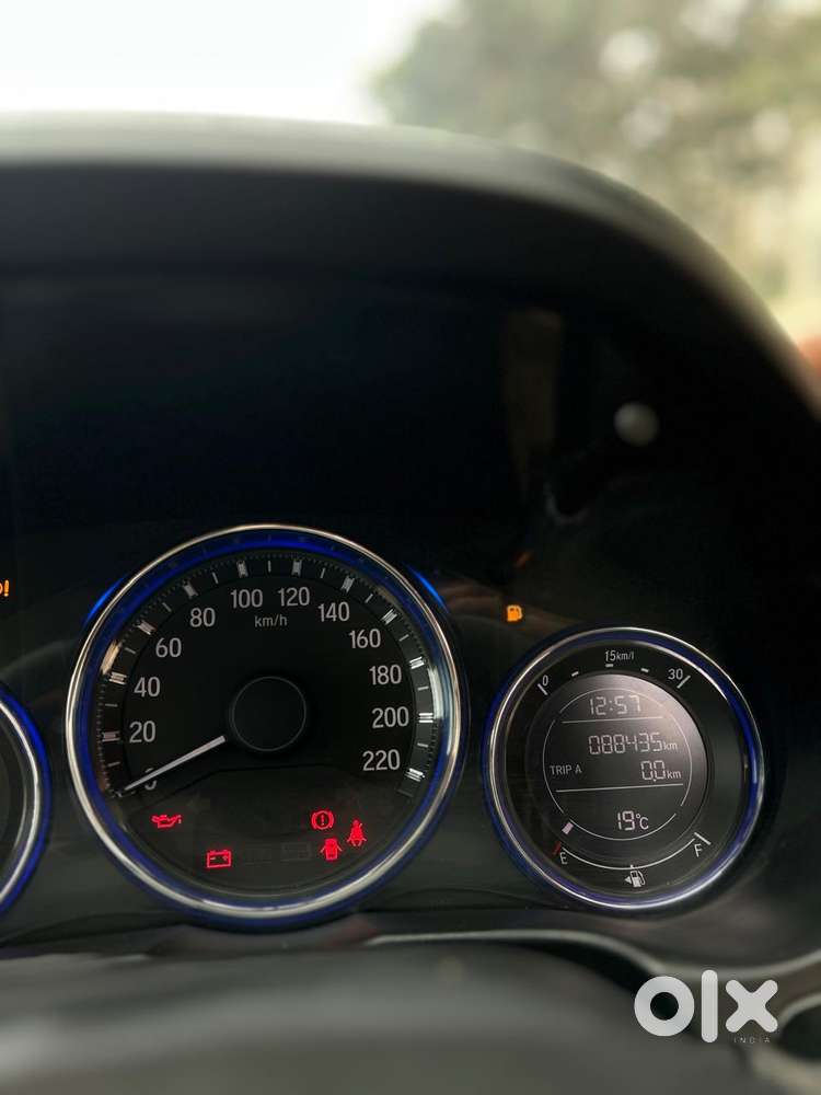 Honda City I-vtec V, 2016, Petrol