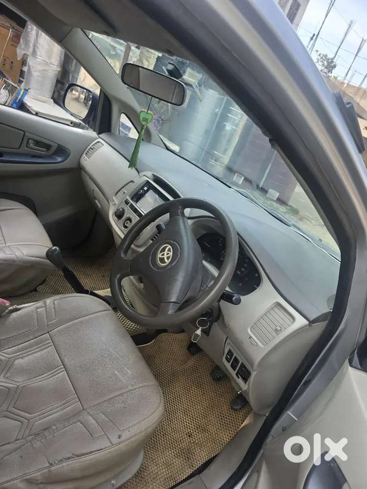 Toyota Innova Gx 2012