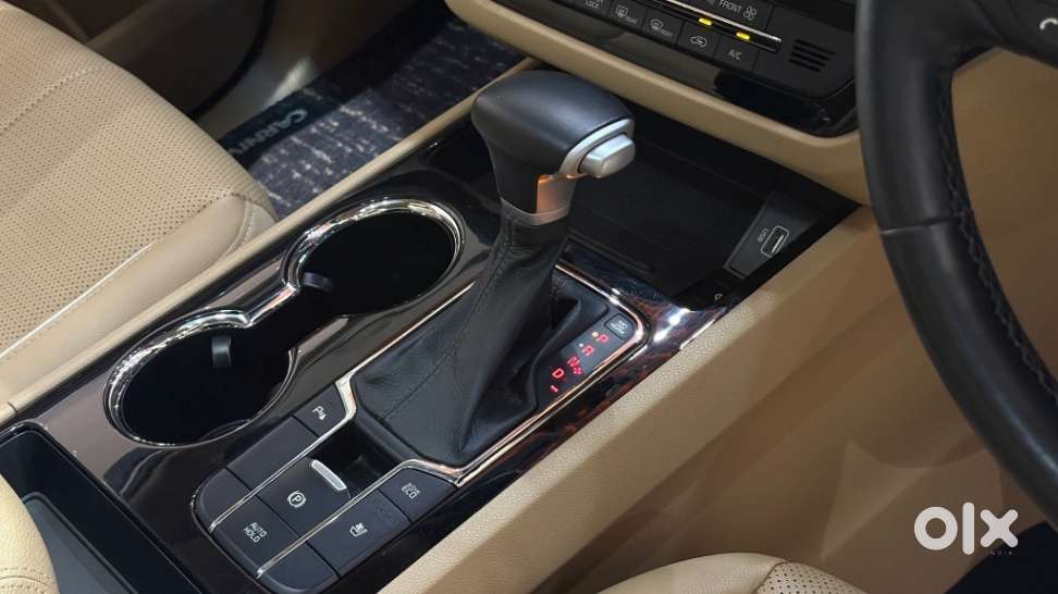 Kia Carnival Limousine Plus 7 Str, 2023, Diesel