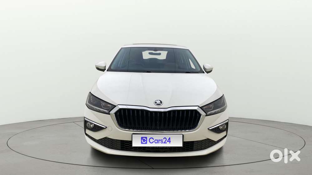 Skoda Slavia 1.0 Tsi Style At, 2023, Petrol