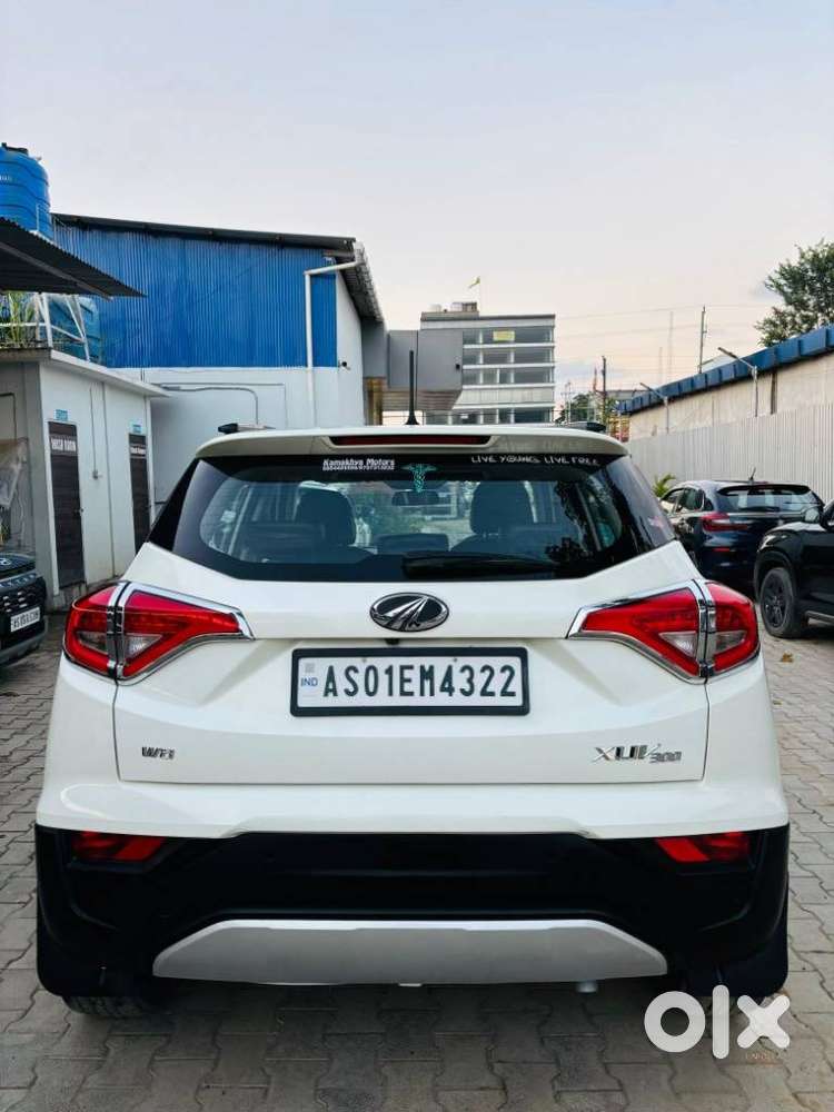 Mahindra Xuv300 W8, 2020, Petrol