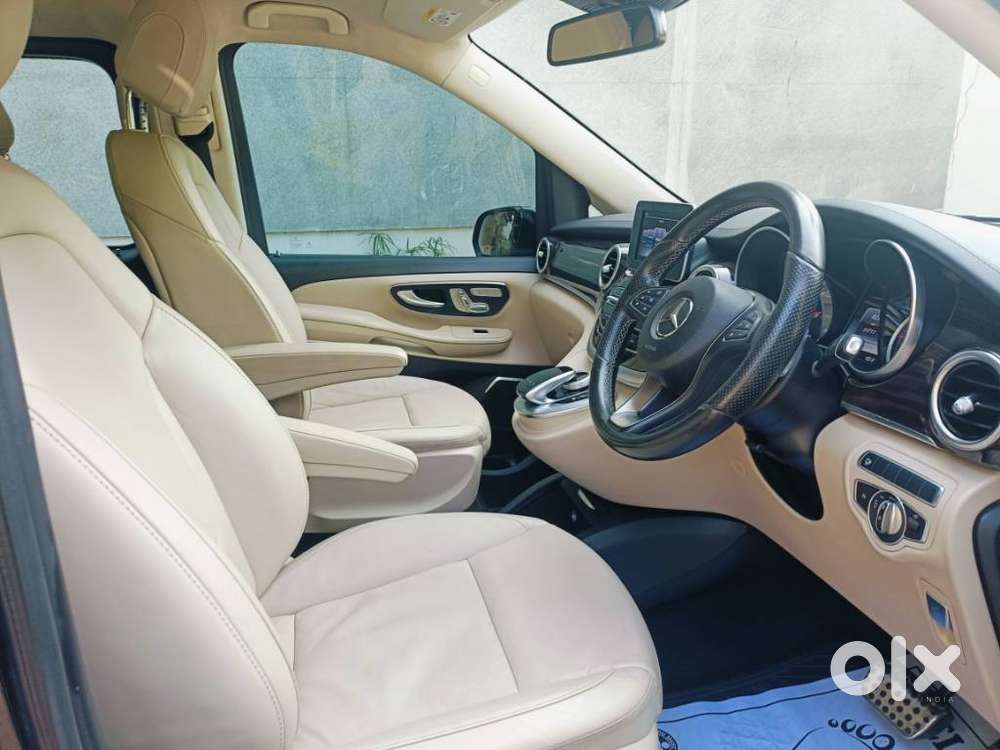 Mercedes-benz V-class 2.1 220 Expression Diesel At, 2019, Diesel