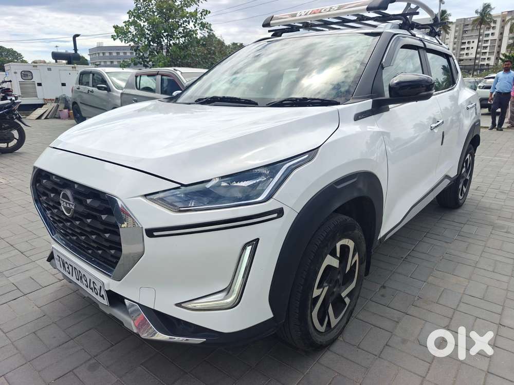 Nissan Magnite 1.0 Xv Premium, 2023, Petrol