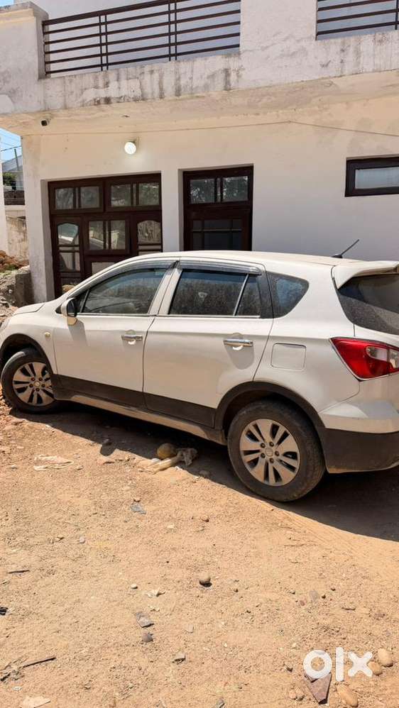 Maruti Suzuki S-cross 2016 Diesel Good Condition