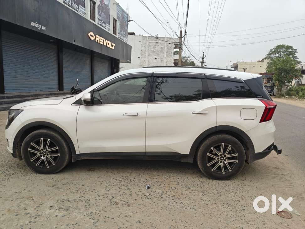 Mahindra Xuv700 2.2 Ax 7 Diesel At Luxury Pack Str, 2022, Diesel
