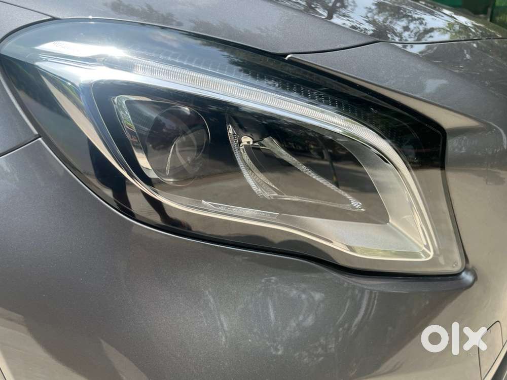 Mercedes-benz Gla 200 Sport Petrol  24000 Kms Driven