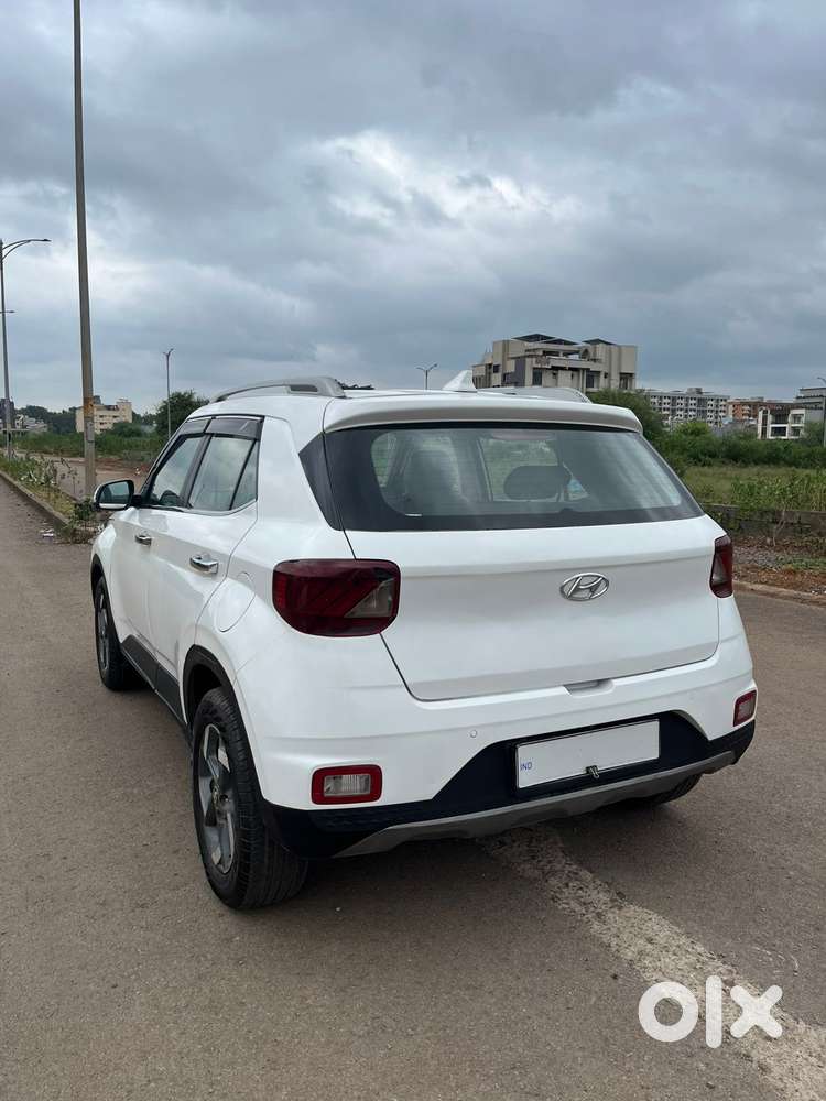 Hyundai Venue 1.0 Sx (o) Turbo Dct, 2019, Petrol