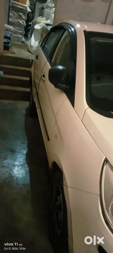 Tata Zest Revotron Xe 2017
