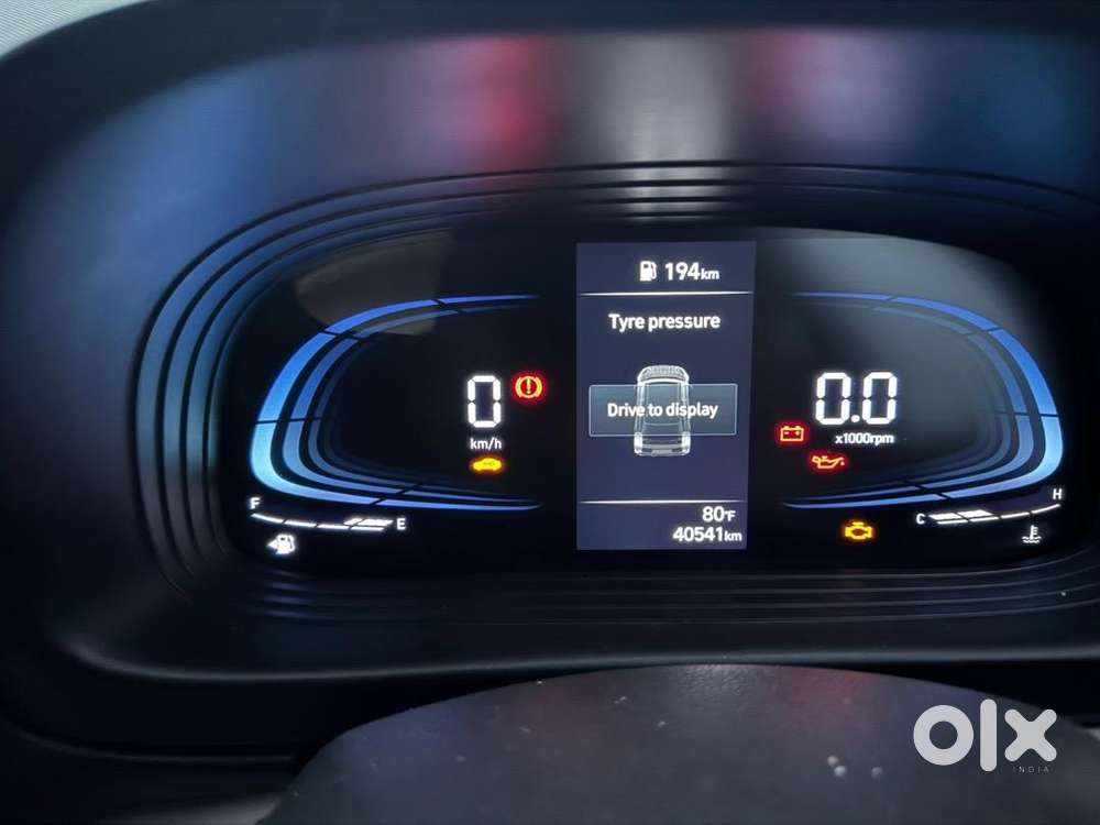 Hyundai Venue 2022 Petrol Well Maintained