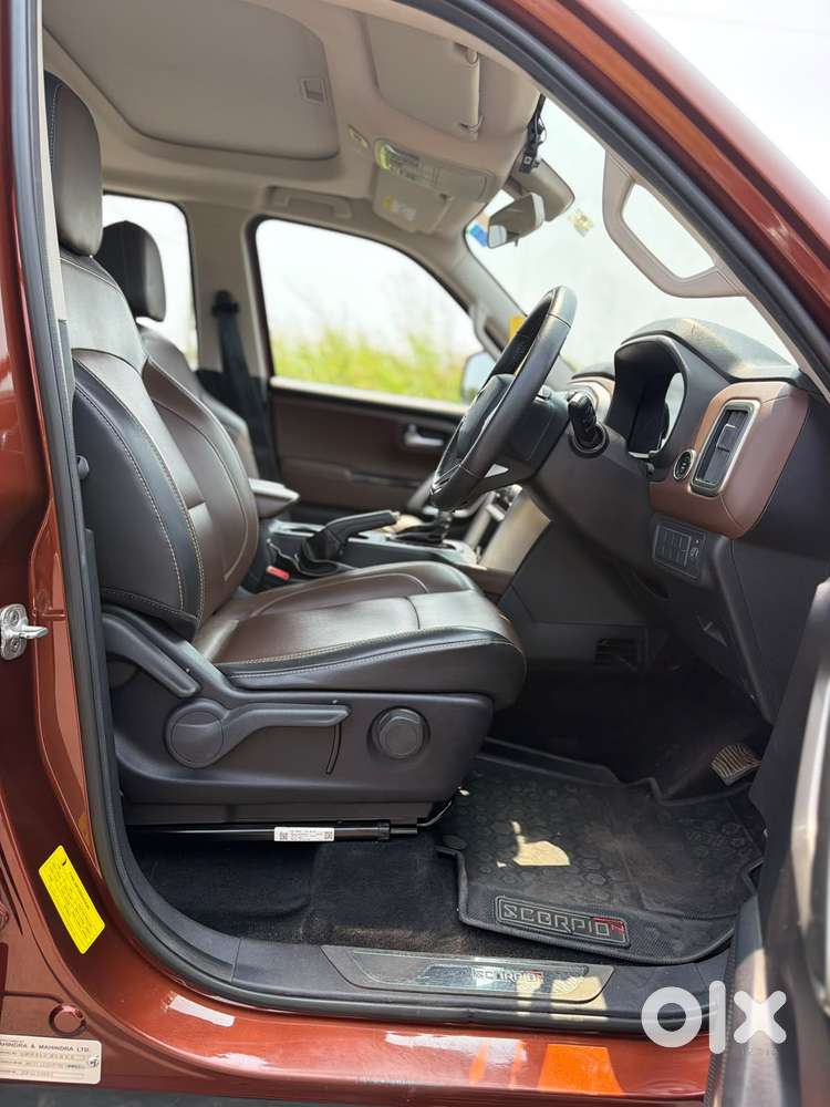 Mahindra Scorpio-n 2.0 Z8 Petrol At 7 Str, 2023, Petrol