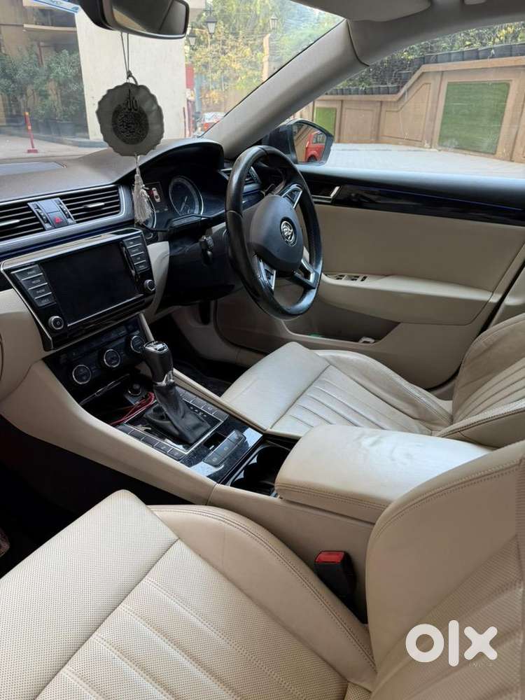 Skoda Superb Petrol 2017
