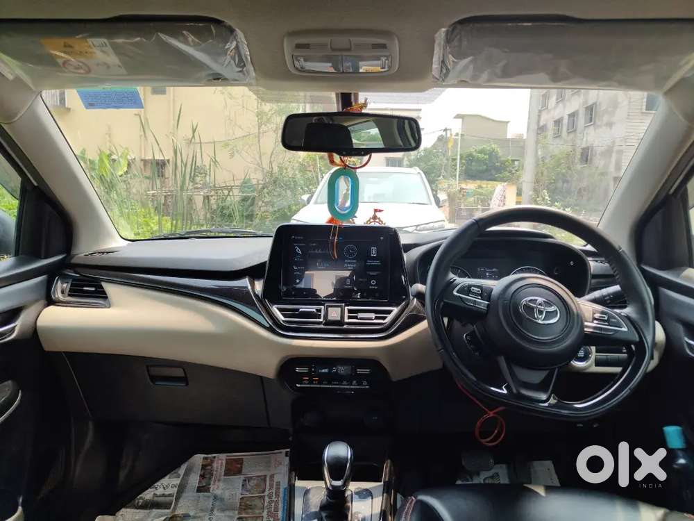 Toyota Glanza V Amt 2023 Petrol Top Model Automatic Well Maintained