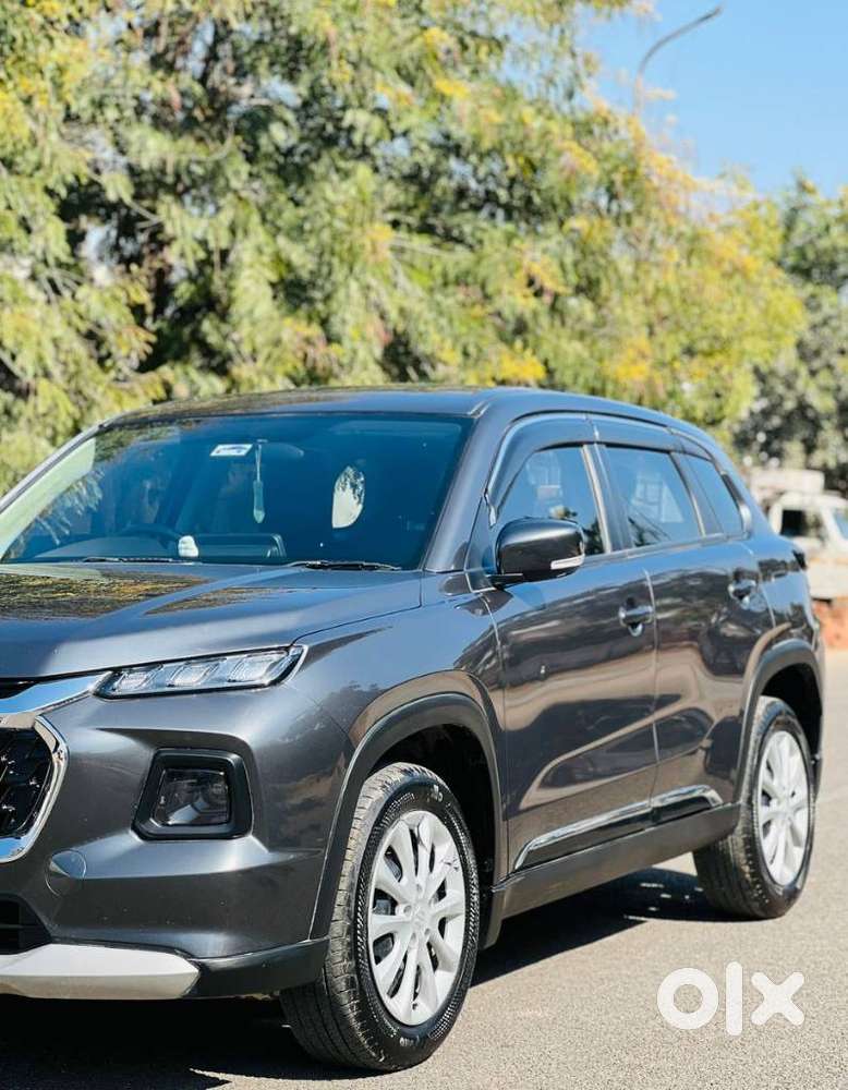 Maruti Suzuki Grand Vitara 1.5 Delta Smart Hybrid At, 2023, Petrol