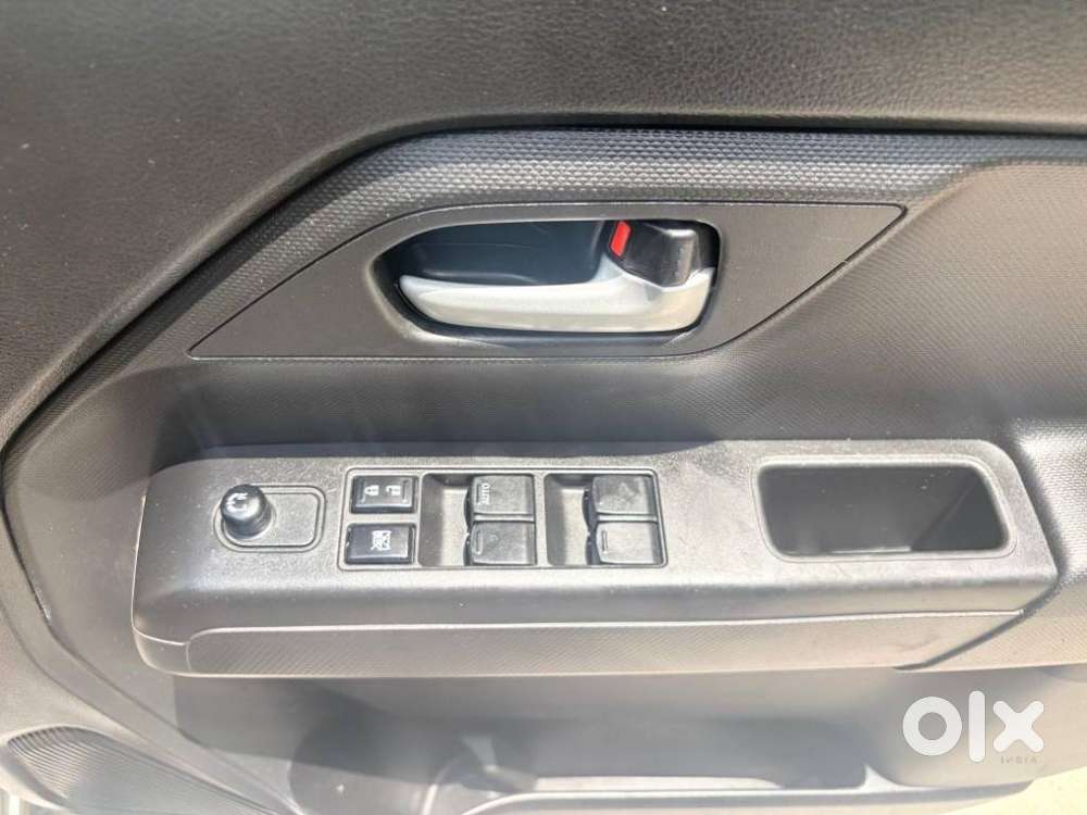 Maruti Suzuki Wagon R 1.0 Vxi Ags, 2022, Petrol