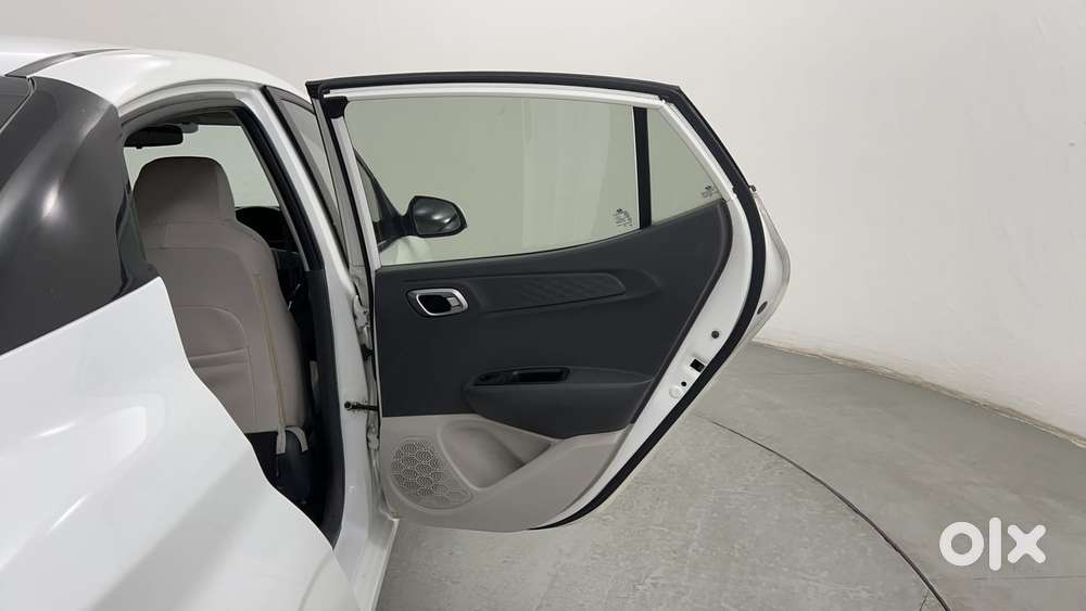 Hyundai Aura [2023-ongoing] 1.2 Sx Plus Petrol Amt, 2022, Petrol