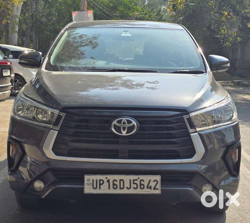 Toyota Innova Crysta 2.8 Gx At 8s, 2022, Diesel