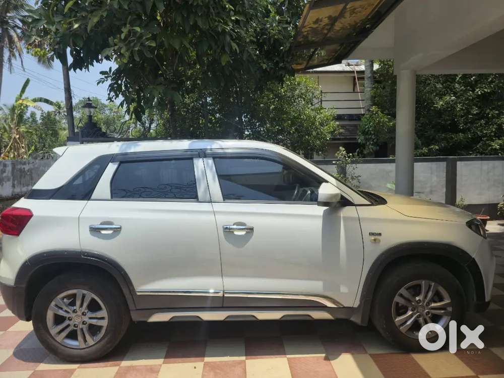 Maruti Suzuki Vitara Brezza 2017 White