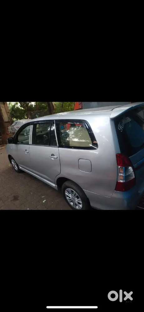 Toyota Innova Vx Petrol 2011