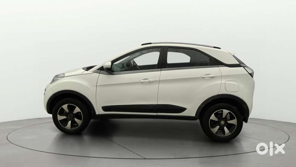 Tata Nexon 1.2 Revotron Xz Plus, 2017, Petrol