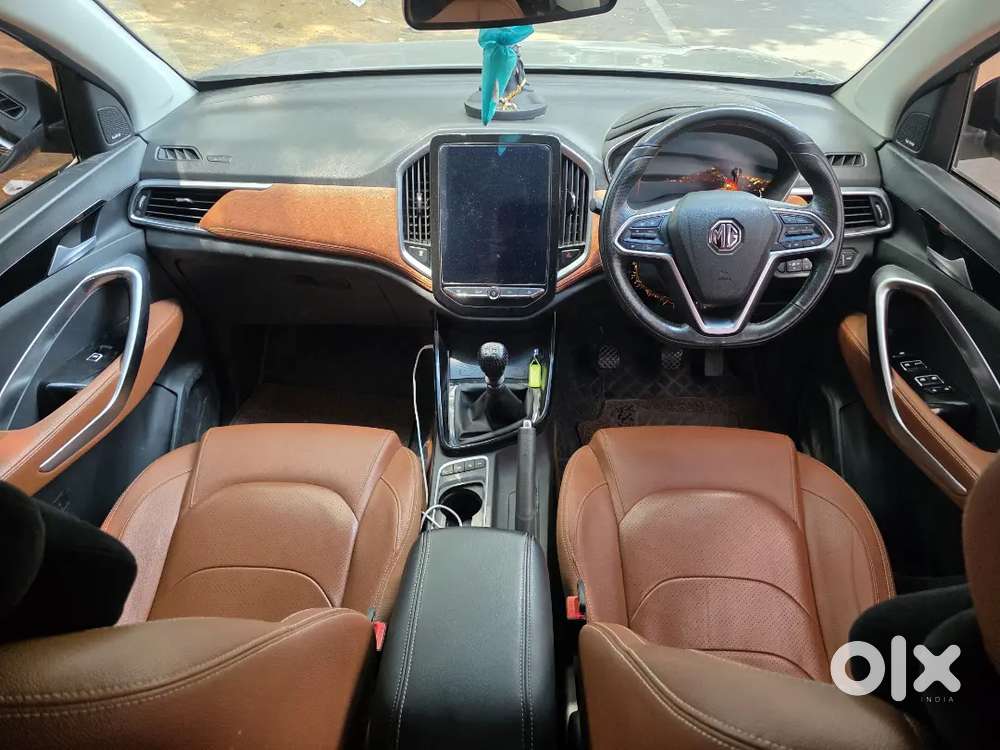 Mg Hector Plus 2022 Diesel Well Maintained