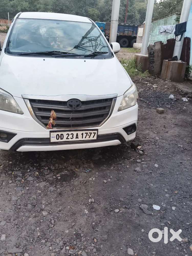 Toyota Innova Hycross 2014 Manual Diesel