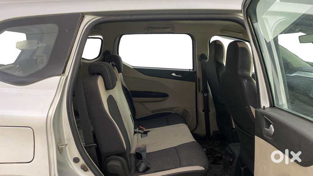 Renault Triber Rxz Easy-r Amt, 2020, Petrol
