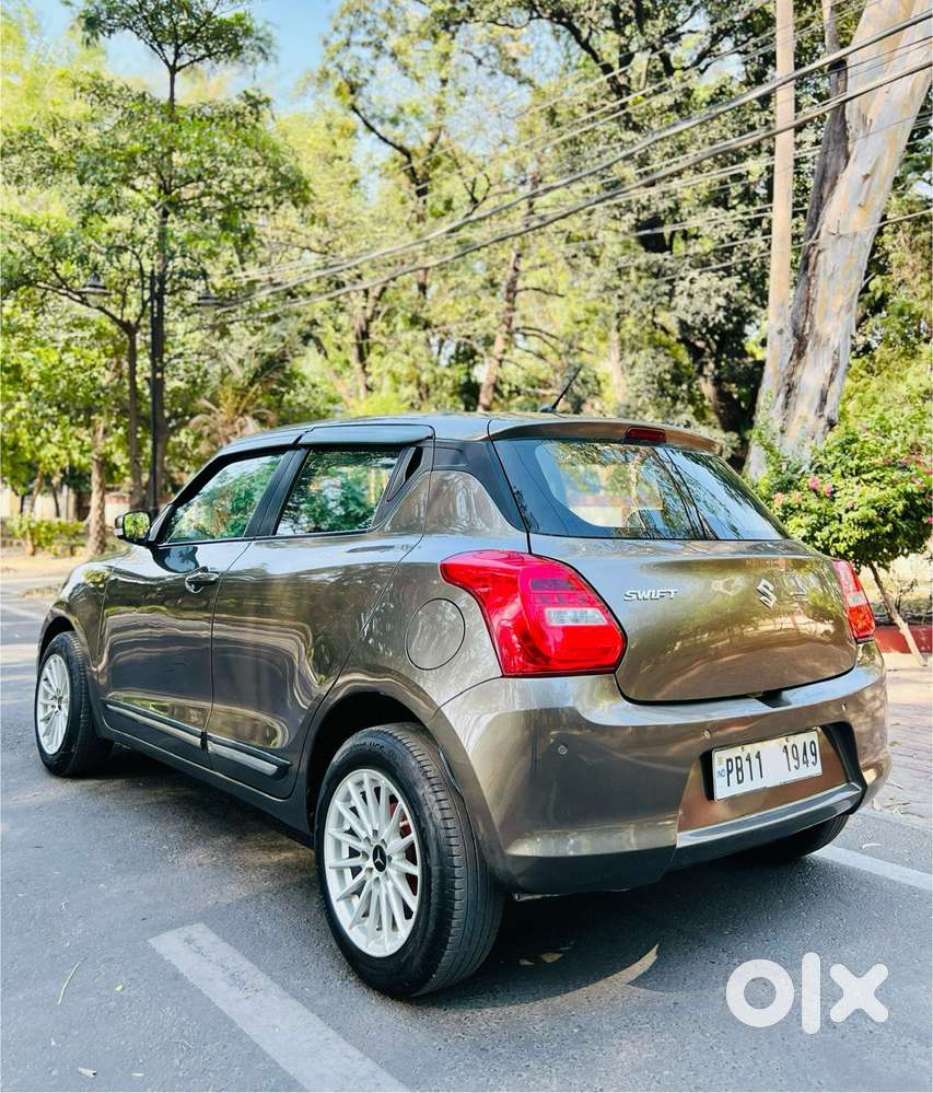 Maruti Suzuki Swift Vxi + Manual, 2023, Petrol