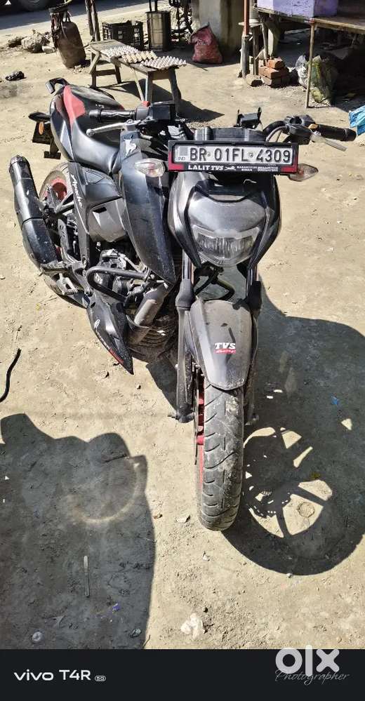 Apache 160 4v year old new condition Motorcycles 1822835117