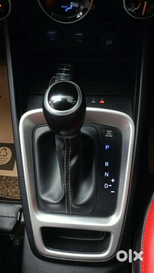 Hyundai Venue Sx Plus Turbo Dct, 2019, Petrol