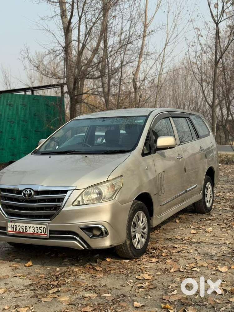 Toyota Innova 2013