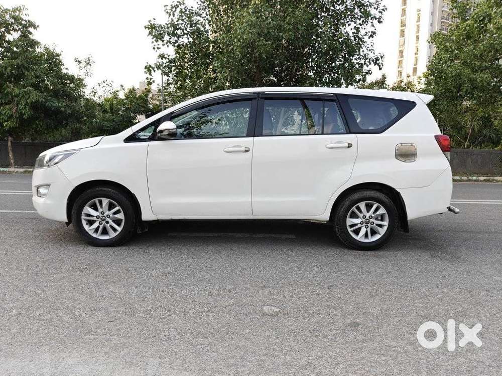 Toyota Innova Crysta 2.4 G Mt 8s, 2018, Diesel