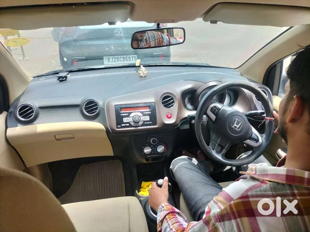 Honda Brio 2013 Petrol