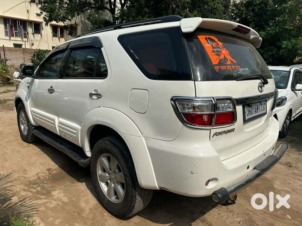 Toyota Fortuner 3.0 4x2 Mt, 2011, Diesel