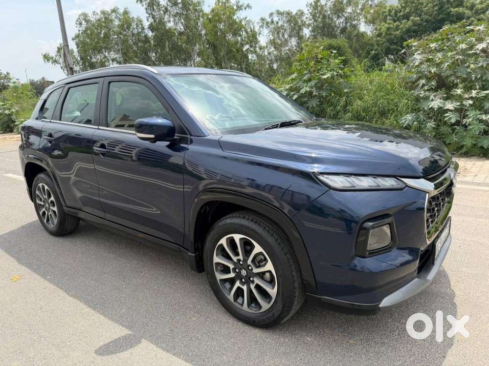 Maruti Suzuki Grand Vitara 1.5 Alpha Plus Intelligent Hybrid Ecvt, 2..