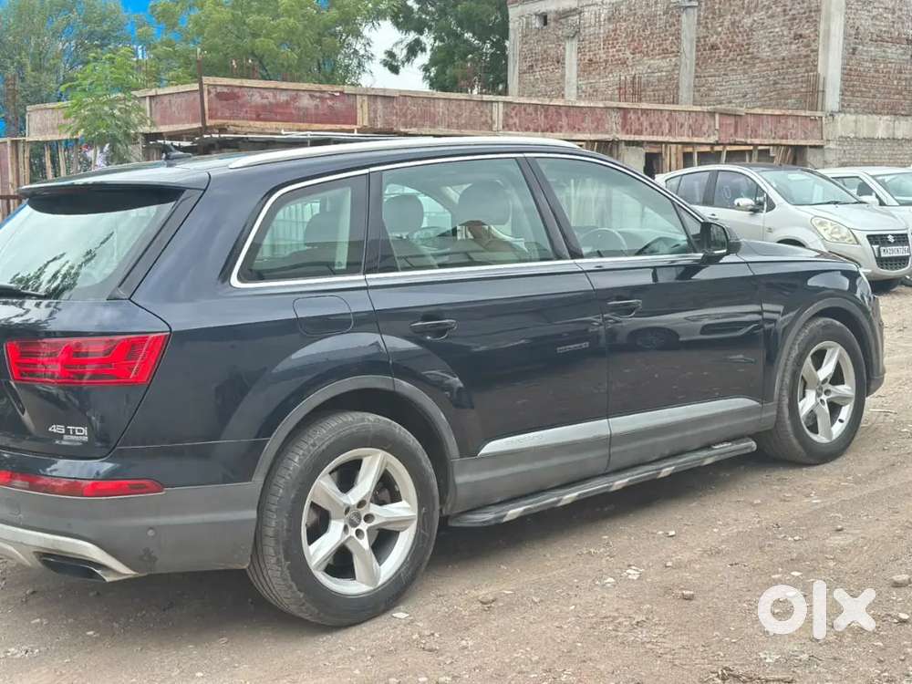 2017 Audi Q7 45 Tdi Technology  Diesel  ~1.0 Lakh Km