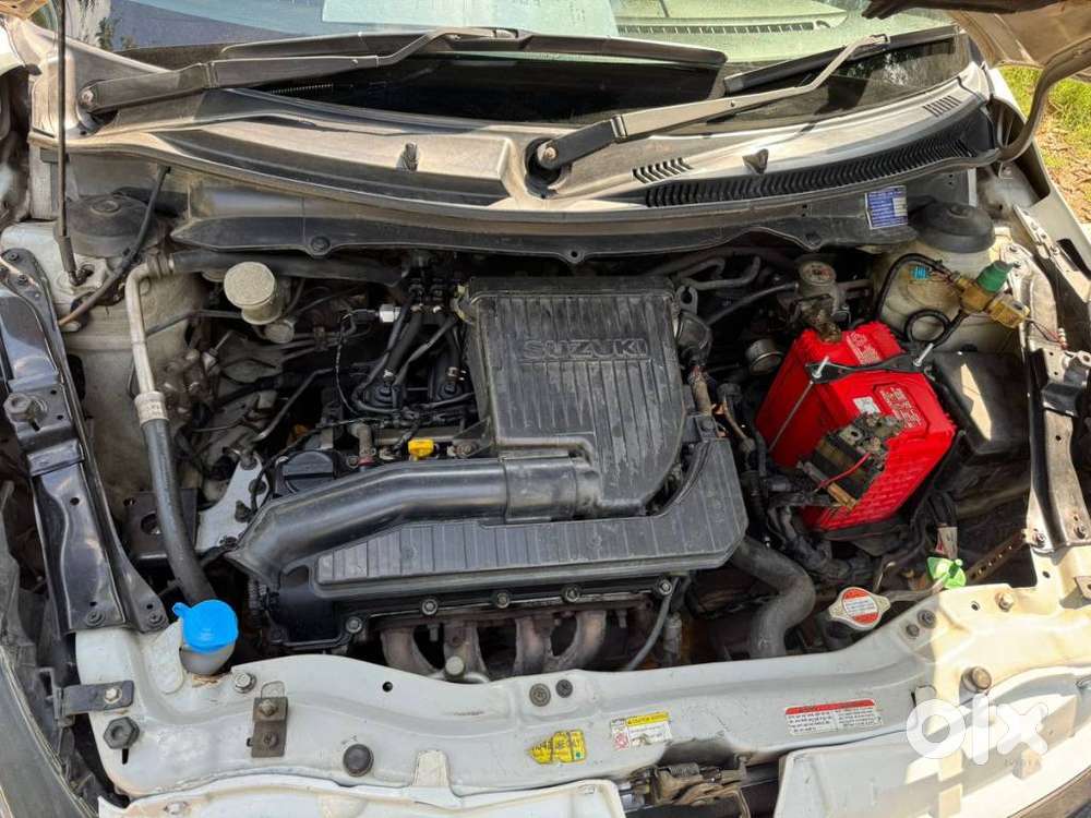 Maruti Suzuki Swift Vxi 1.2 Abs Bs-iv, 2016, Cng & Hybrids