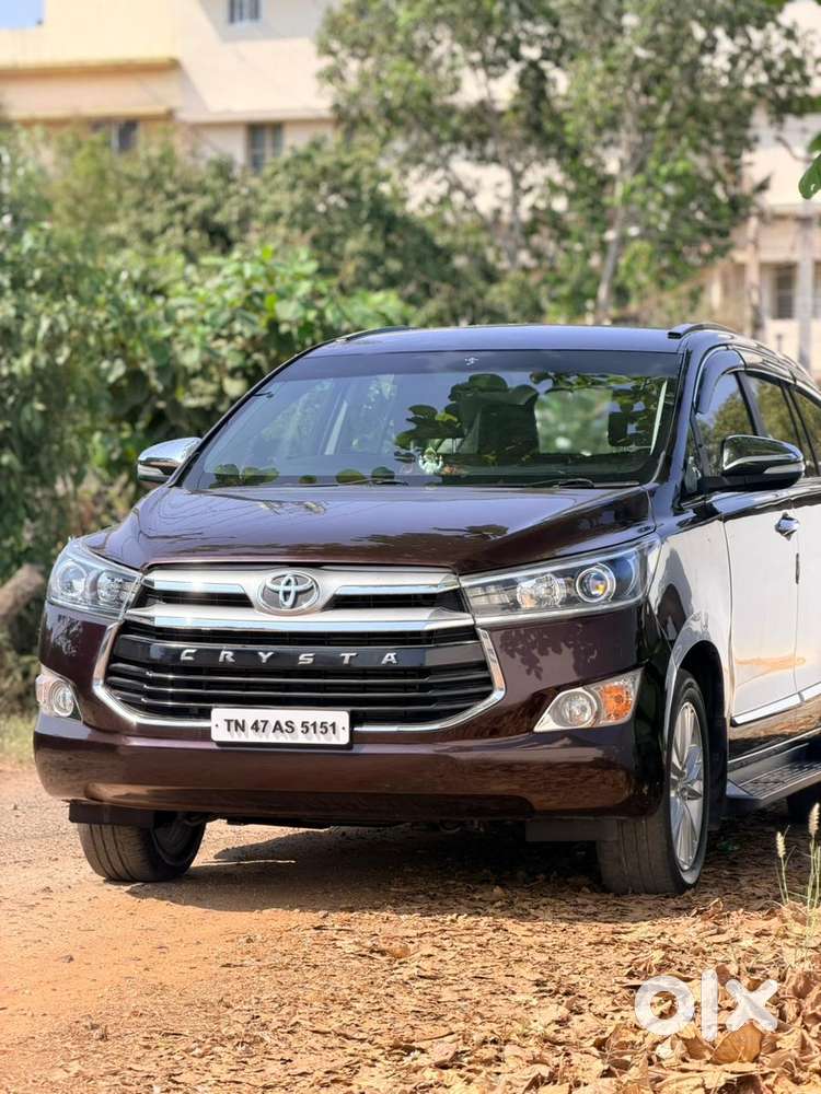 Toyota Innova Crysta 2.8z Automatic, 2016, Diesel